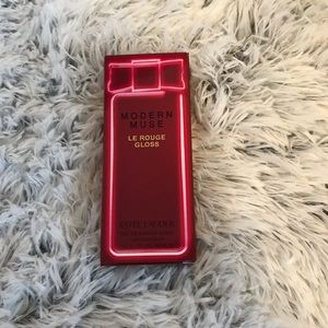 Modern Muse Le Rouge Gloss